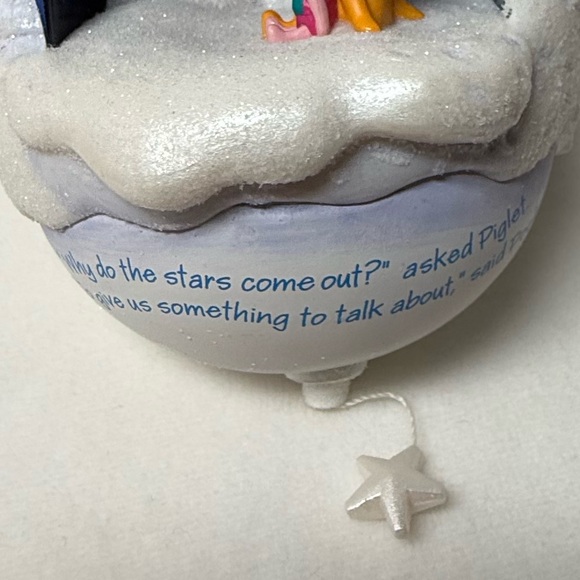 Disney's Winnie-the-Pooh "Sharing the Stars" Hallmark Ornament - Picture 7 of 13